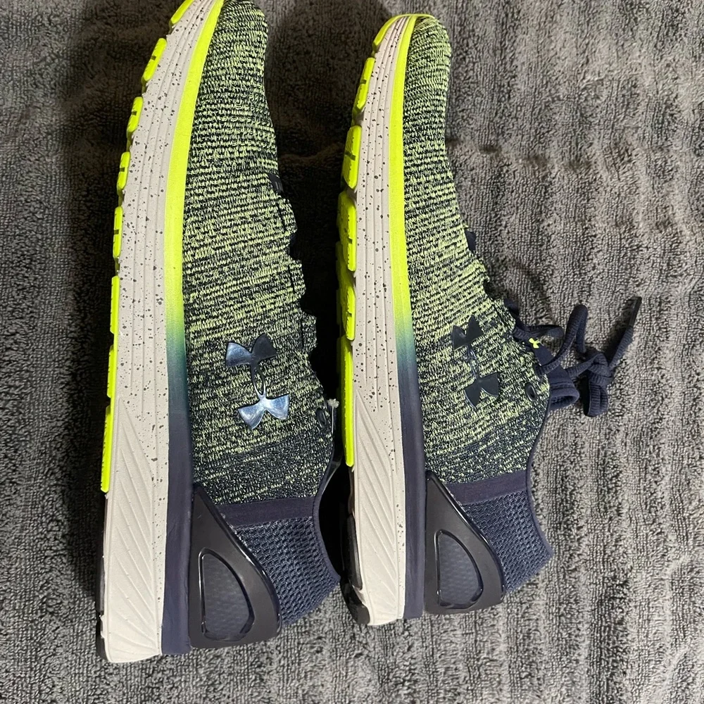 Under Armor Shoes Size 13 - Picture 2 of 4